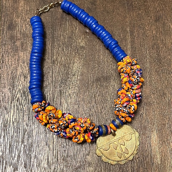 Jewelry - Statement necklace